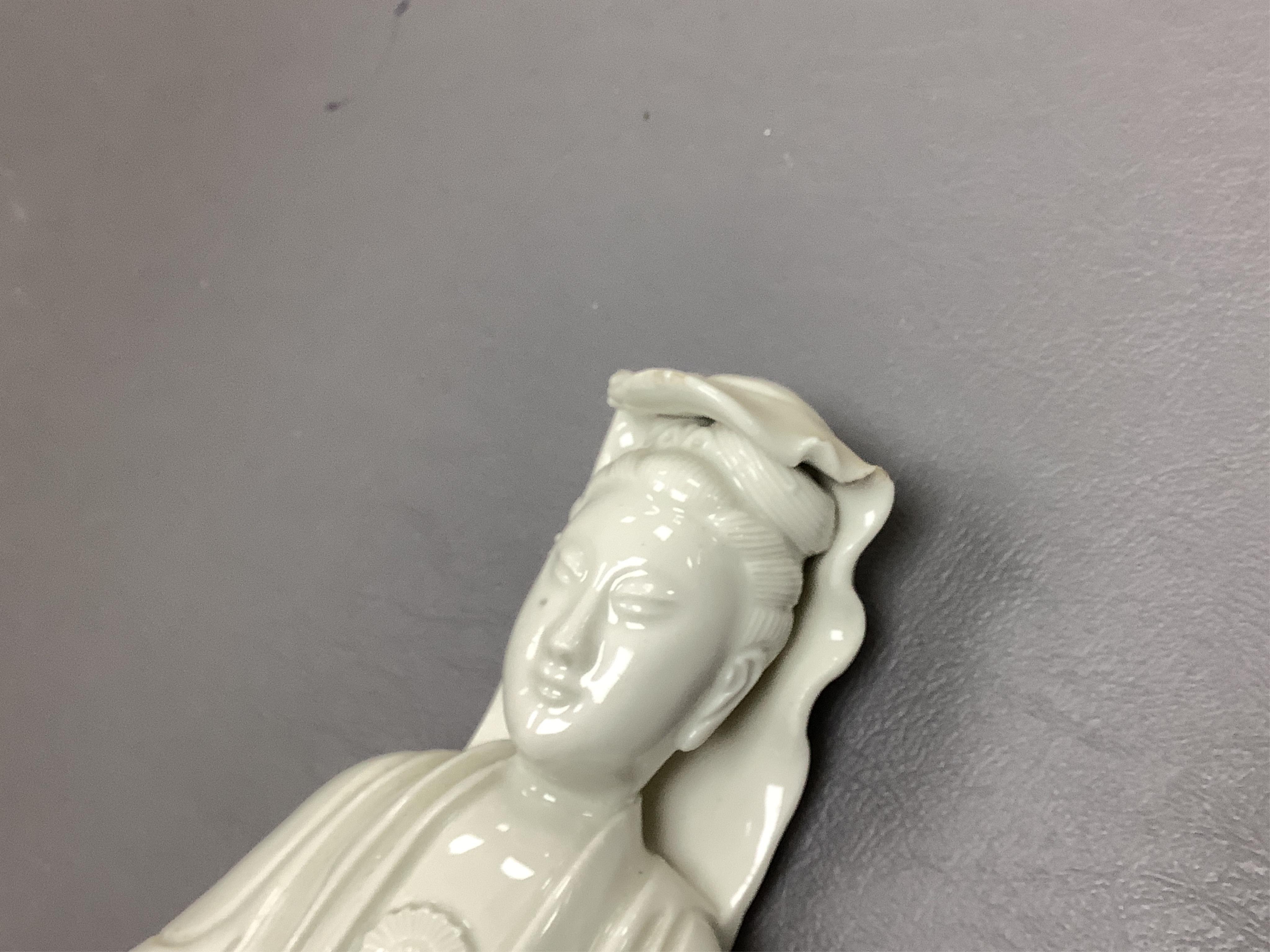 A 19th century Chinese blanc de chine figure of Guanyin, 19cm high